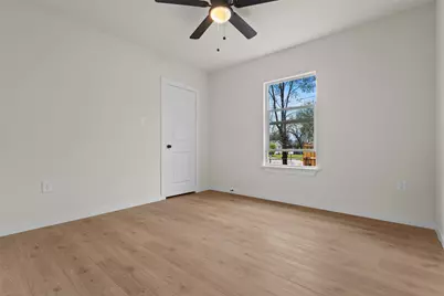 8124 Burroaks Drive, Dallas, TX 75217 - Photo 25