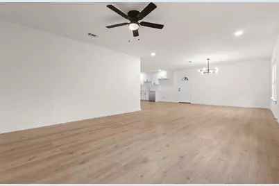 8124 Burroaks Drive, Dallas, TX 75217 - Photo 7