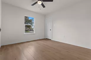 8124 Burroaks Dr, Dallas, TX 75217 - Photo 23