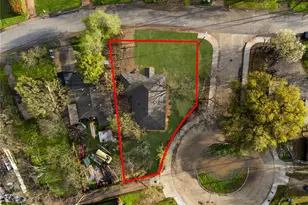 8124 Burroaks Dr, Dallas, TX 75217 - Photo 31