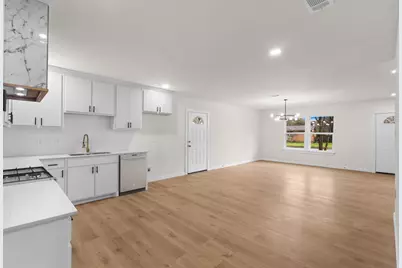 8124 Burroaks Drive, Dallas, TX 75217 - Photo 15