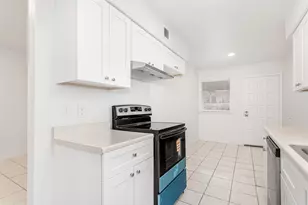 6061 Milton St, Dallas, TX 75206 - Photo 9