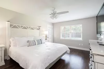 3867 Beutel Court, Dallas, TX 75229 - Photo 15