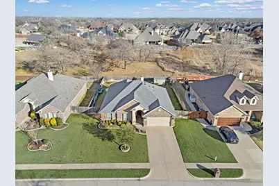 1039 Cydnie Street, Kennedale, TX 76060 - Photo 3