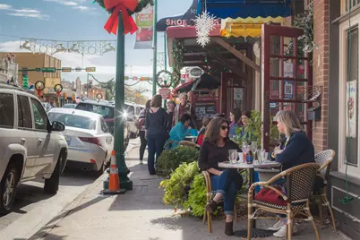 223 Wood Street #201, Grapevine, TX 76051 - Photo 31