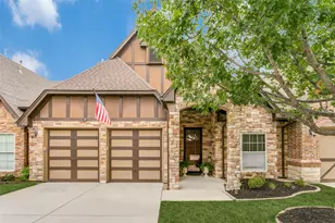 223 Wood St, Grapevine, TX 76051 - Photo 1