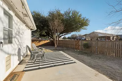 906 Park Row Circle, McKinney, TX 75072 - Photo 23