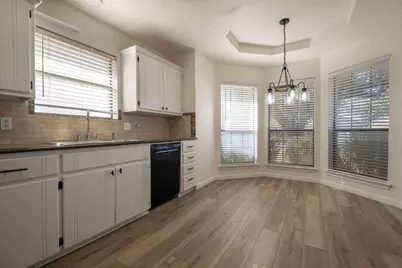 7124 Windhaven Road, North Richland Hills, TX 76182 - Photo 5