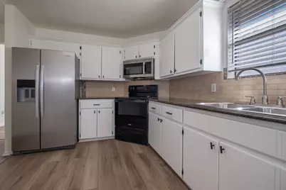 7124 Windhaven Road, North Richland Hills, TX 76182 - Photo 7