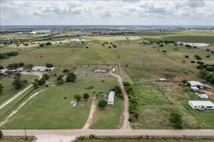5680 County Rd 1217, Cleburne, TX 76033 - Photo 25