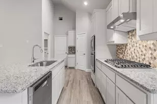 11229 Treehouse Trl, Justin, TX 76247 - Photo 5