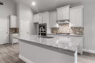 11229 Treehouse Trl, Justin, TX 76247 - Photo 3