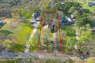 186 Mill Creek Resort Rd, Pottsboro, TX 75076 - Photo 3