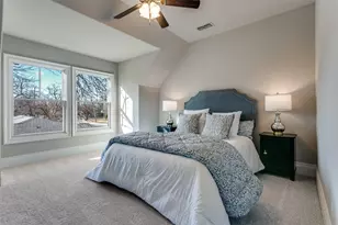 303 S Dooley St, Grapevine, TX 76051 - Photo 27