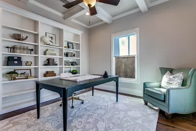 303 S Dooley Street, Grapevine, TX 76051 - Photo 5