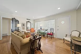 9620 Lakemont Dr, Dallas, TX 75220 - Photo 3