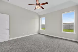 11213 Treehouse Trl, Justin, TX 76247 - Photo 17