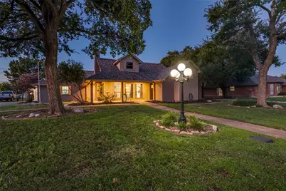 2209 Vicksburg Drive, Sachse, TX 75048 - Photo 9
