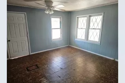 630 E B Avenue, Kingsville, TX 78363 - Photo 5