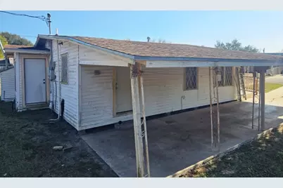 630 E B Avenue, Kingsville, TX 78363 - Photo 3