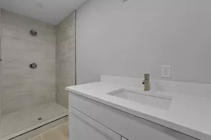 3906 Houston St, Greenville, TX 75401 - Photo 7