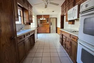 1115 Green River Trail, Cleburne, TX 76033 - Photo 7