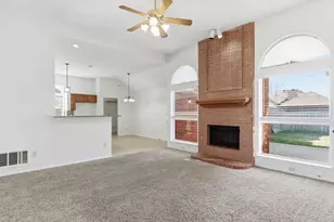 2305 Austin Dr, Mesquite, TX 75181 - Photo 11