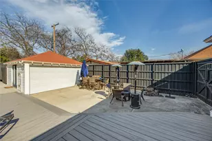 919 Stewart Dr, Dallas, TX 75208 - Photo 35