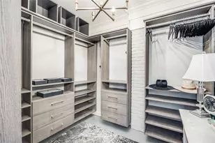 919 Stewart Dr, Dallas, TX 75208 - Photo 29