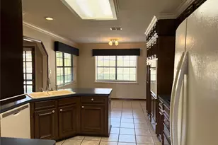 1124 Hillside Dr, Athens, TX 75751 - Photo 7