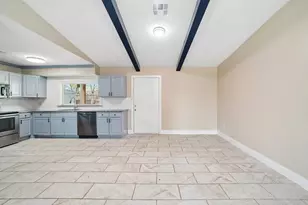 2579 Mossglen Dr, Dallas, TX 75227 - Photo 7