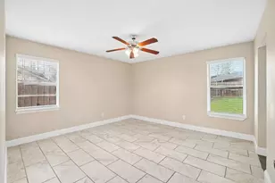 2579 Mossglen Dr, Dallas, TX 75227 - Photo 17