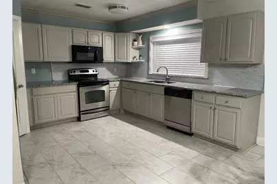 2579 Mossglen Drive, Dallas, TX 75227 - Photo 3