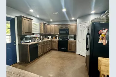 805 Clay Street, Glen Rose, TX 76043 - Photo 7