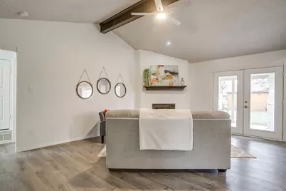 909 Jayellen Court, Burleson, TX 76028 - Photo 5