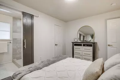 909 Jayellen Court, Burleson, TX 76028 - Photo 15