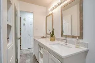 909 Jayellen Ct, Burleson, TX 76028 - Photo 23