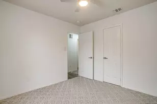 909 Jayellen Ct, Burleson, TX 76028 - Photo 19