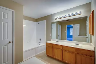 7302 Cresswell Drive, Arlington, TX 76001 - Photo 33