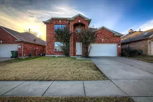 7302 Cresswell Dr, Arlington, TX 76001 - Photo 1