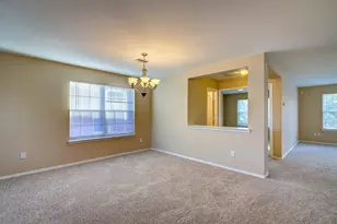 7302 Cresswell Dr, Arlington, TX 76001 - Photo 9