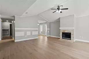 1116 Hidden Creek Dr, Mansfield, TX 76063 - Photo 7