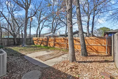 1116 Hidden Creek Drive, Mansfield, TX 76063 - Photo 19