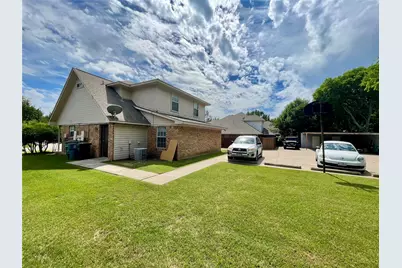 524 Strata Drive, Denton, TX 76201 - Photo 3
