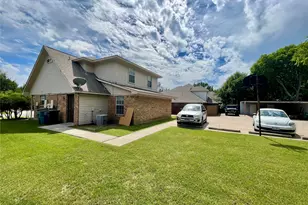 524 Strata Dr, Denton, TX 76201 - Photo 3