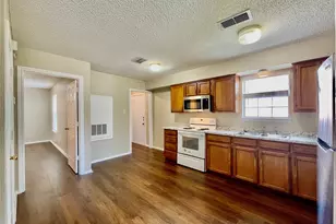 524 Strata Dr, Denton, TX 76201 - Photo 5