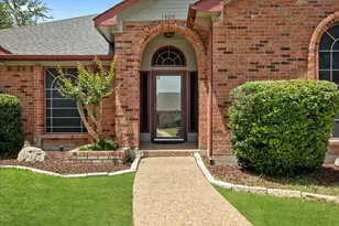 1405 Danube Ln, Plano, TX 75075 - Photo 3