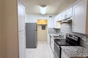 18333 Roehampton Dr, Dallas, TX 75252 - Photo 7