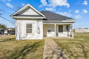 319 McKinney St, Mesquite, TX 75149 - Photo 1