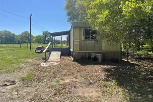 689 James, Kemp, TX 75143 - Photo 3